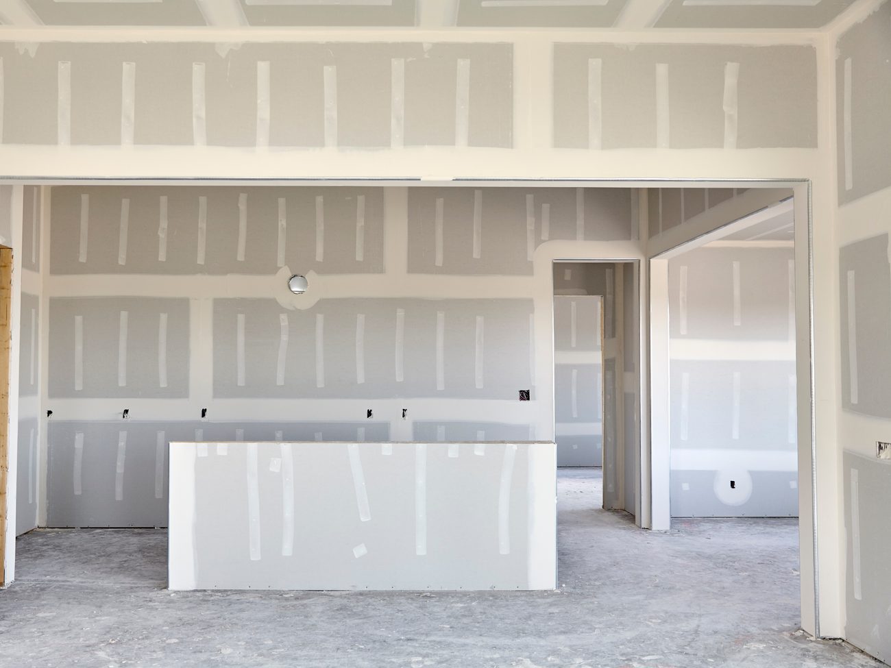 Drywall installation in a Chattanooga home