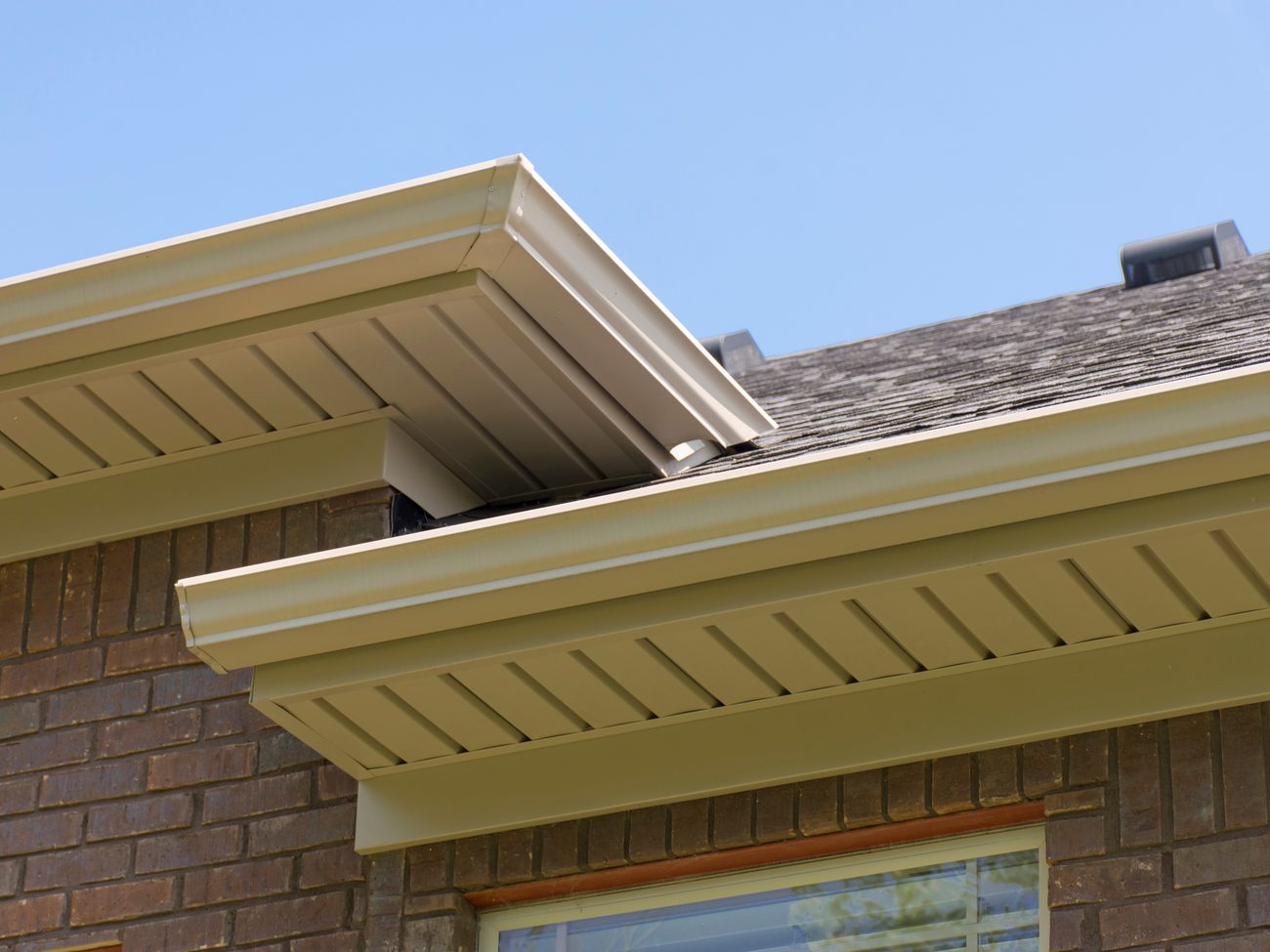 Fascia and soffit on a residential home